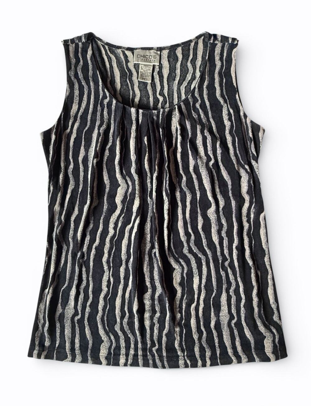 Chicos Travelers Sleeveless Top Navy Blue Wavy Stripe Stretch Knit Tank Womens S